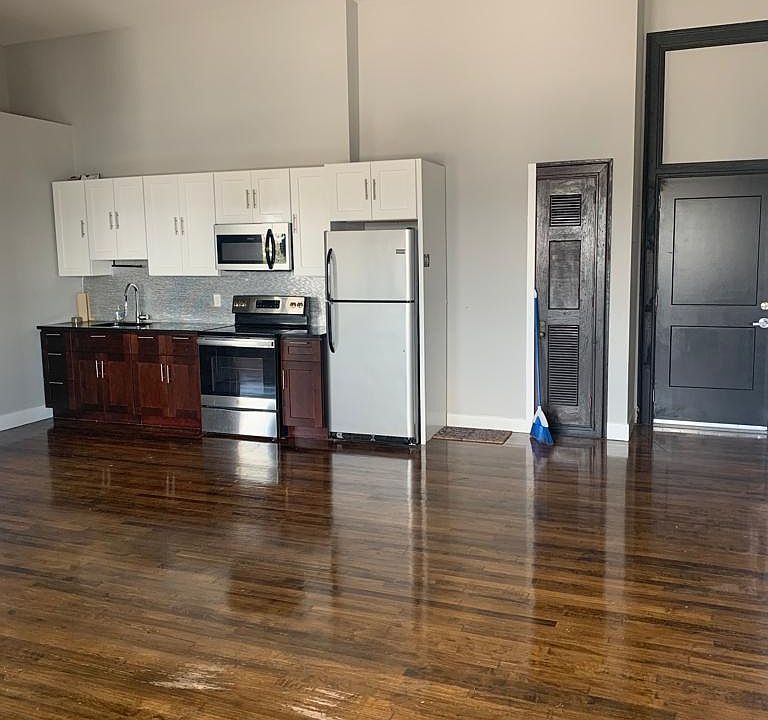 1st image of 1507 S 17th St #302