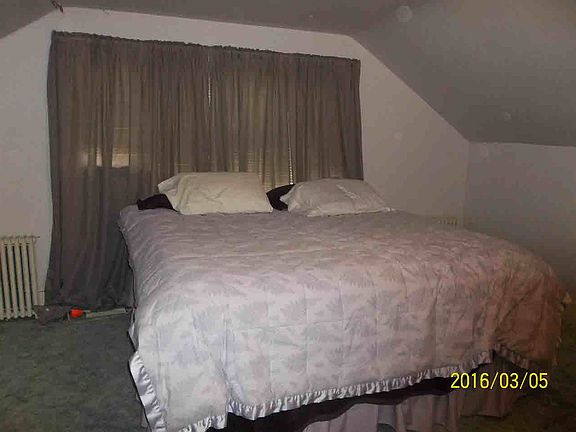 5th image of 130 Maple Blvd