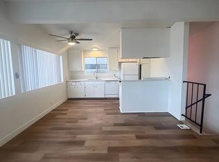 128 W 39th St #A, Manhattan Beach, CA 90266