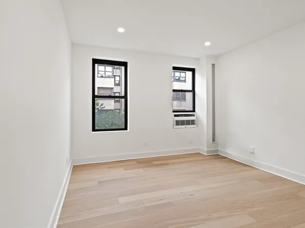 86 Thayer Street image 2 of 4