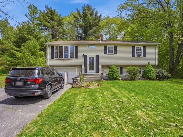 12 Valerie Cir, Ashburnham, MA 01430