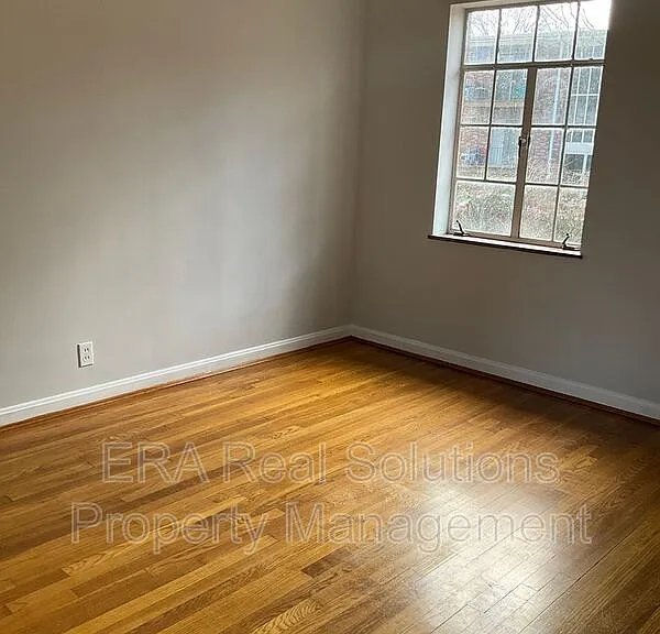 249 Loraine Ave #1 — Photo 3