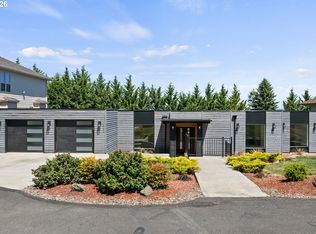 19753 SW Serah St, Beaverton, OR 97007