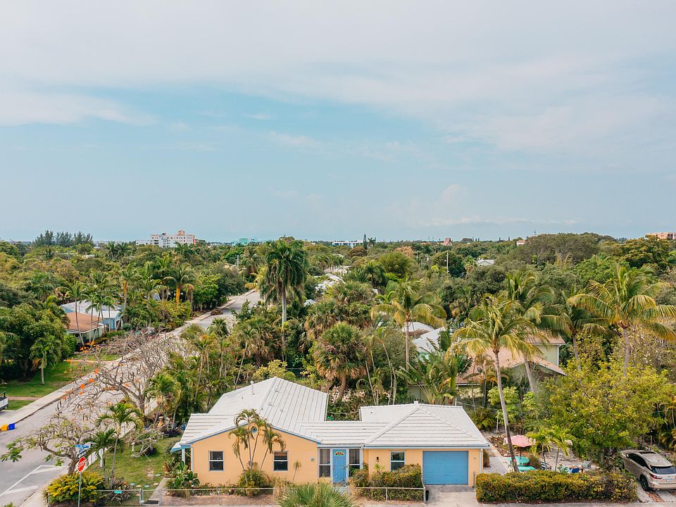 1st image of 431 N Palmway