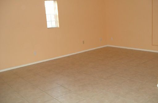 5th image of 4244 Lake Richmond Dr