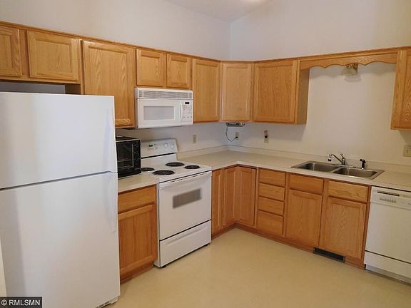 5th image of 3728 131st Ln NW