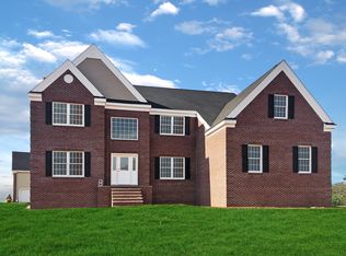 4 Lutes Dr, Hillsborough, NJ 08844