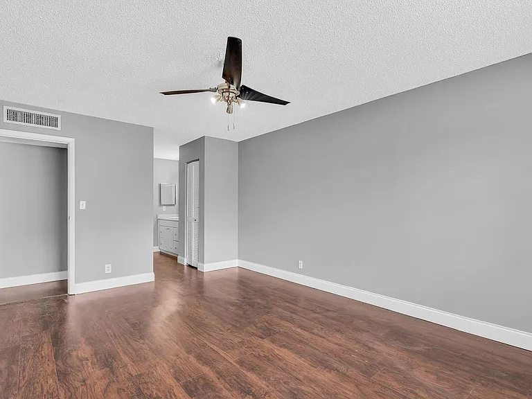 5961 N Falls Circle Dr #309 — Photo 30