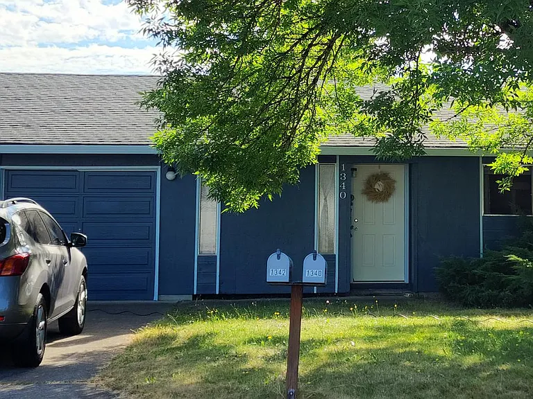 1342 NE 236th Ave — Photo 1