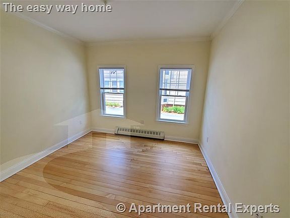 3rd image of 65 Langdon St APT 10