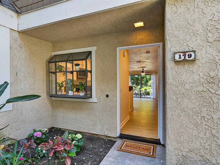179 Pineview — Photo 4