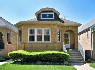 5813 W Eastwood Ave, Chicago, IL 60630