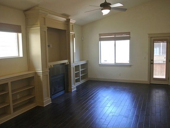 5th image of 5718 NE 48th St