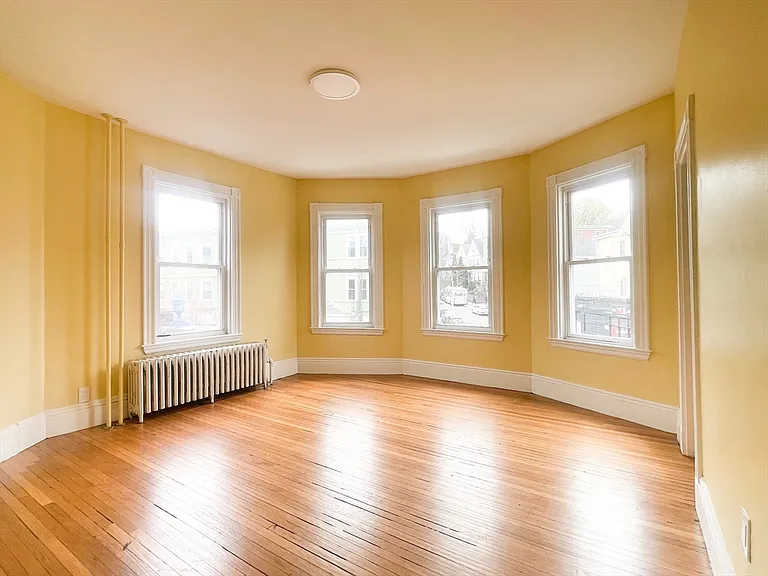 381 Centre St #2 — Photo 20