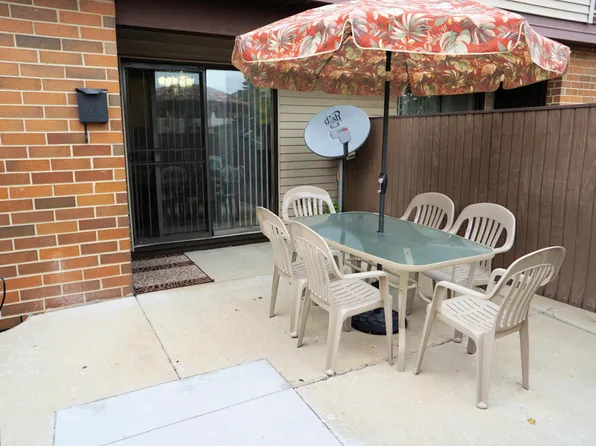 1411 W Edgerton Ave #606, Milwaukee, WI 53221