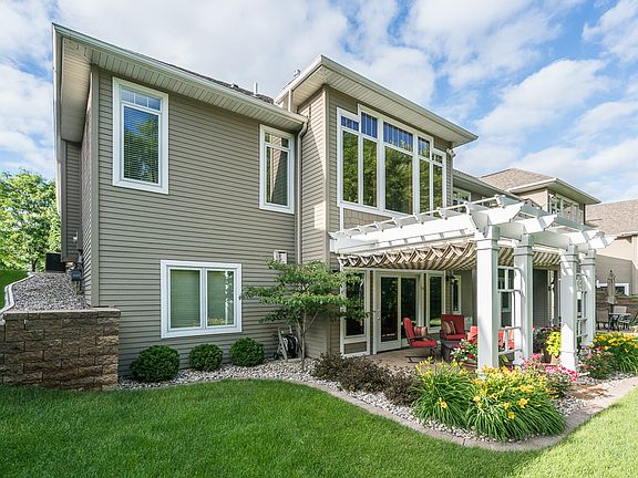 2nd image of 109 Viking Ct