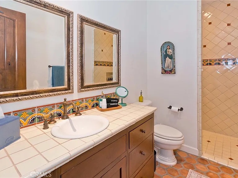 56145 Village Dr — Photo 33