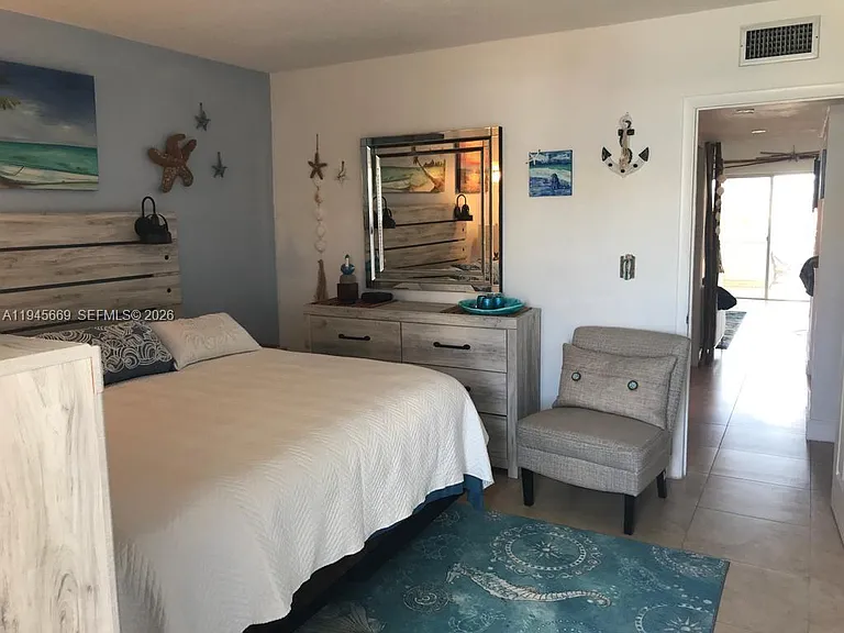 320 S Surf Rd #305 — Photo 11