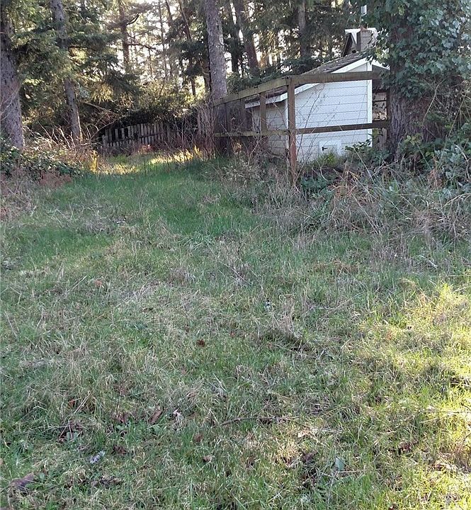 1st image of 0 Lee St