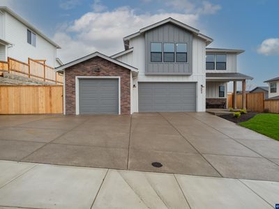 664 NW Crater Lake Dr, Dallas, OR, 97338