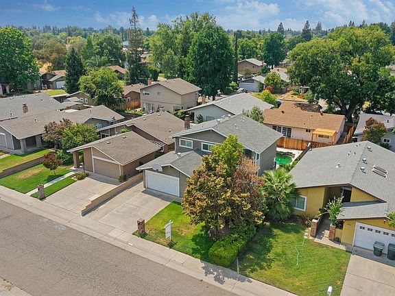 3rd image of 2628 Kansas Way