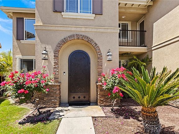 3rd image of 26041 Schafer Dr