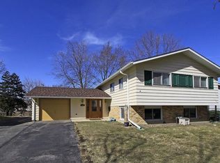 1620 Ashley Rd, Hoffman Estates, IL 60169