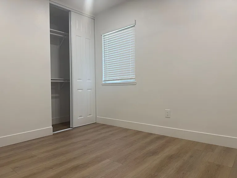 793 - 797 W Pomona Blvd — Photo 13