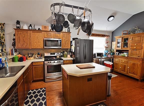 5th image of 9816 Sterlinghill Dr