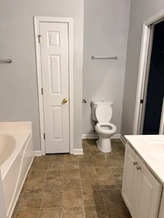 6109 Park Close — Photo 16