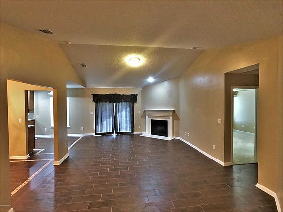 2nd image of 3656 Summit Oaks Dr