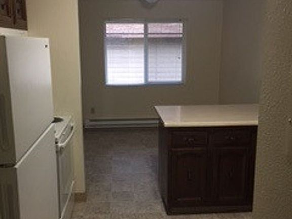 3rd image of 7605 44th St W APT 4