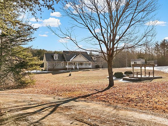 2nd image of 3870 Nelson Pond Dr