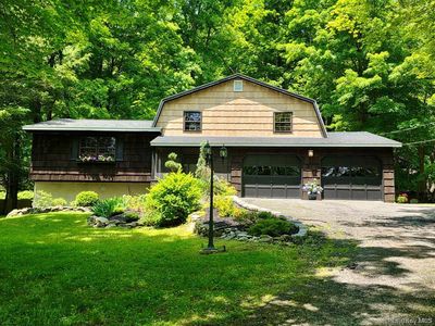 687 Sprout Brook Road, Putnam Valley, NY, 10579