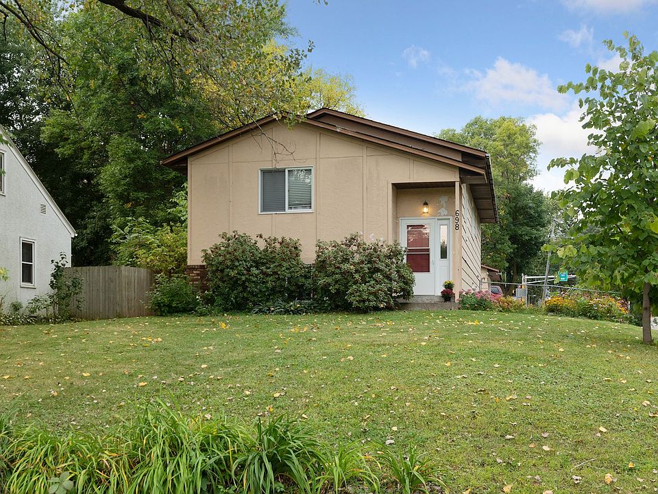 1st image of 698 Gentry Ave N