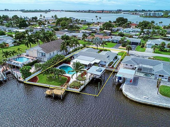 3rd image of 1435 Deer Creek Dr