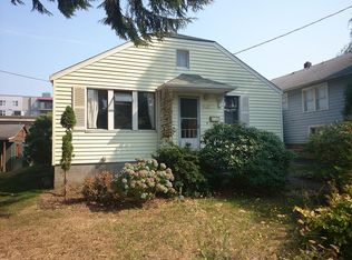 542 N 84th St, Seattle, WA 98103