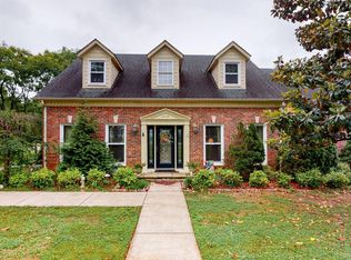 1914 Greenland Dr, Murfreesboro, TN 37130