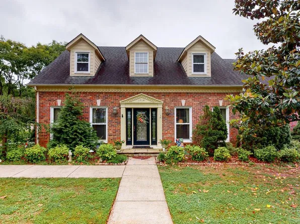 1914 Greenland Dr, Murfreesboro, TN 37130