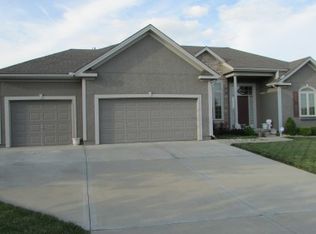 3912 NE 95th Ter, Kansas City, MO 64156