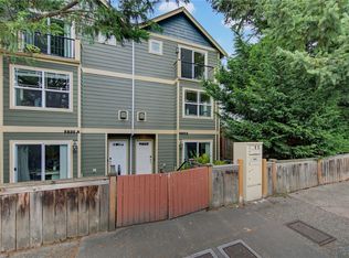 5235 11th Ave NE #B, Seattle, WA 98105