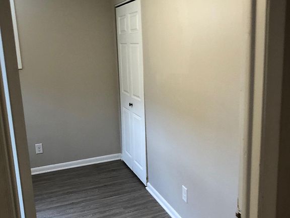 4th image of 6708 S 48th St #6712.5