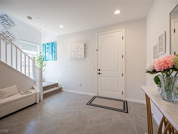 5th image of 320 Della Pergola Pl