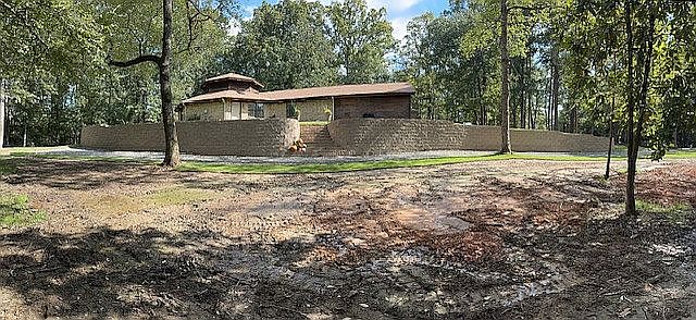 1st image of 719 Woodland Lake Dr