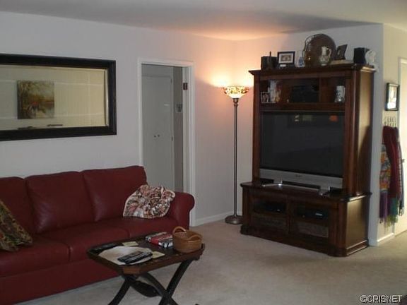 4th image of 24042 Friar St
