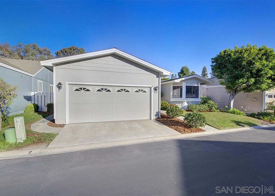 2nd image of 3514 Amber Ln
