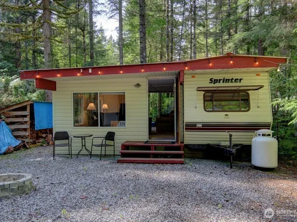 171 4 Christmas Tree Circle, Deming, WA 98244