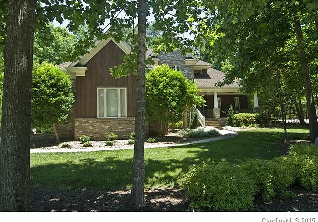 1st image of 122 Archbell Point Ln