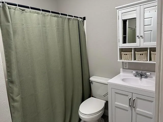 1 bed, 500 sqft, $1,250 — Photo 3