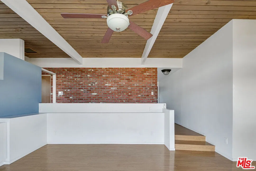 2 bed, 2.0 bath, 1000 sqft, $4,000 — Photo 4